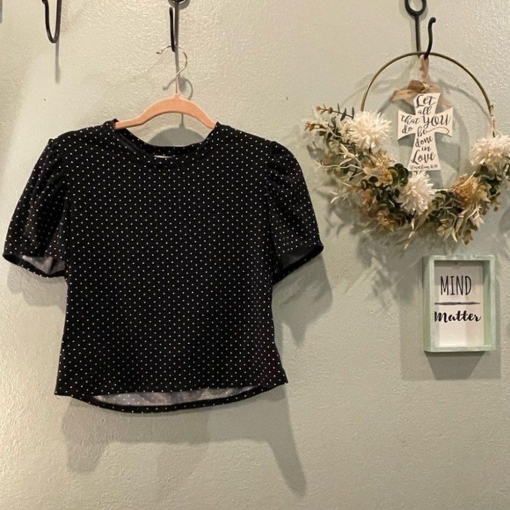 Francesca’s boutique top black/white polka dots size XS